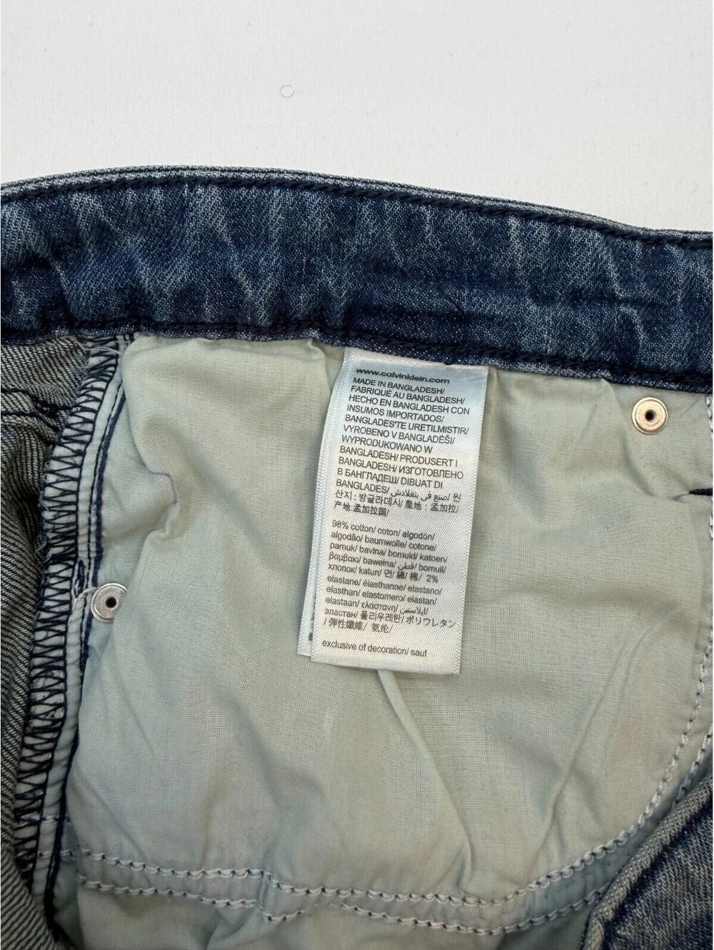 Calvin Klein Men's Jeans Slim Straight Medium Wash Mid Rise Solid Size 38 Blue